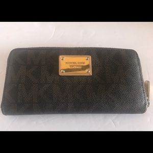 MK Logo Wallet Brown Zip Around Michael Kors